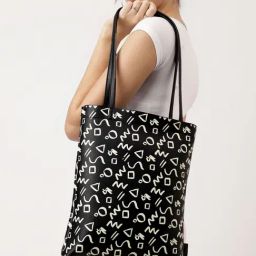 Fastrack Black Faux Leather Printed Tote Handbag-picture-49