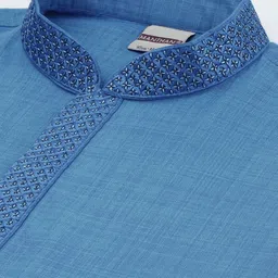 Manthan Men Blue Solid Thread Work Kurta image 3