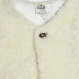 Mi Arcus Sleeveless Solid Fur Shrug - Cream image 5