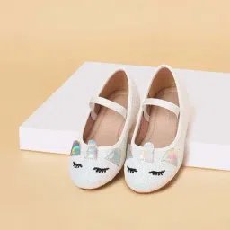 Pantaloons Junior Girls White Casual Wear Shoe-picture-21