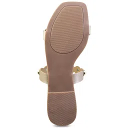 Metro Women's Golden Ethnic Sandals image 4