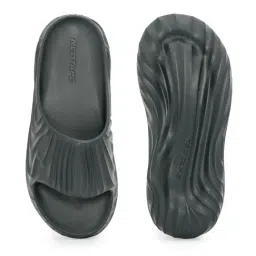 Red Tape Men's Sunnies Emerald Slides image 5