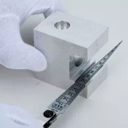 SK Niigata Seiki Taper Gauge with Fine Scale And Straight Scale 1 - 15 mm, 700SKD image 2