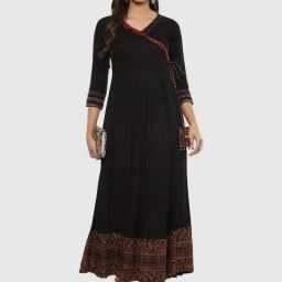 YASH GALLERY Black Printed Flared Kurta image 4