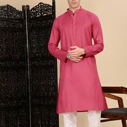 House of Pataudi Men Textured Kurta with Churidar-picture-38