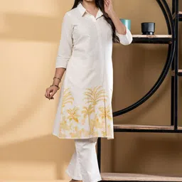 Readiprint Women Floral Printed Kurta with Trousers image 3
