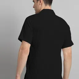 Metronaut Men Classic Fit Textured Cuban Collar Casual Shirt image 2