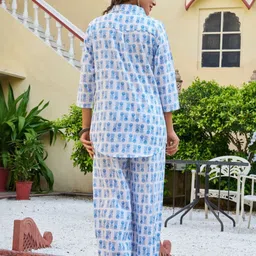 KALINI Blue and white printed co-ord set image 4