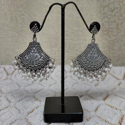Raghav Geometric Drop Earrings-picture-24