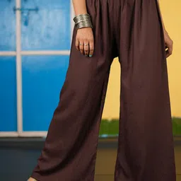 CHANDERKASH Women Relaxed Straight Leg Straight Fit Pleated Trousers-picture-24