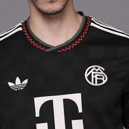 ADIDAS Bayern Munich Printed Aero-Ready Slim Fit Football T-shirt image 5