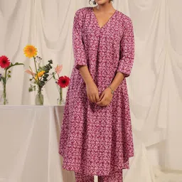 anayna Women Printed Empire Pure Cotton Kurta with Trousers-picture-14