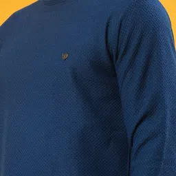 V-Mart Men Pullover image 2