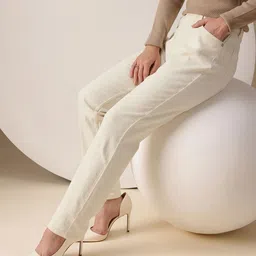Chemistry Women Boyfriend Fit High-Rise Stretchable Jeans-image-4