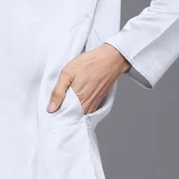 diwas by manyavar Manyavar Men Blue Ethnic Motifs Yoke Design Kurta with Churidar & Jacket image 3