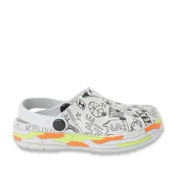 Pantaloons Junior Girls Grey Clogs-image-26