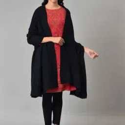 W Black Plain Shawl image 2