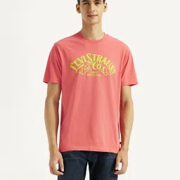 Levi's Peach Cotton Slim Fit Printed T-Shirt image 1