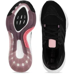 Adidas Women's ULTRABOOST 22 Carbon Black Running Shoes image 4