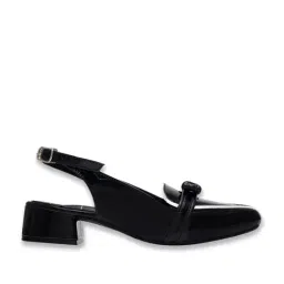 Hvnly by Shoetopia Women's Black Back Strap Sandals image 2