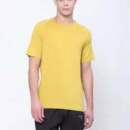 Dida Yellow Polyster Regular Fit Solid T-Shirt image 1