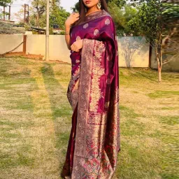 SHUBHKALA Purple Silk Woven Saree With Unstitched Blouse image 1