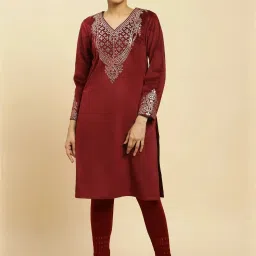 W Maroon Embroidered Kurta image 1