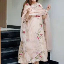 SWEETPEL Women Floral Embroidered Anarkali Kurta with Trousers & Dupatta image 5