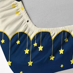 WEAVE AND DECOR White Conversational 300 TC King Bedsheet with 2 Pillow Covers image 3