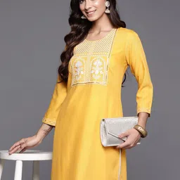AADVIKA Women Ethnic Motifs Printed Festive Straight Kurta-picture-24