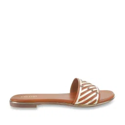 Metro Women's Tan Casual Sandals image 2