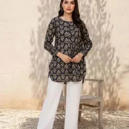 Folksong Black Cotton Regular Fit Floral Print Kurti-picture-12