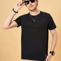 People by Pantaloons Jet Black Slim Fit Self Design Crew T-Shirt-picture-24