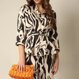 Vero Moda Black & White Printed Shirt With Belt image 1