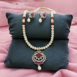 Sri Jagdamba Pearls Falak Pearl Necklace Set-picture-28