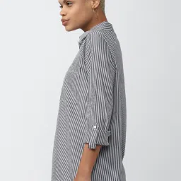 Forever 21 Grey Cotton Striped Shirt image 3