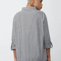 Forever 21 Grey Cotton Striped Shirt image 2