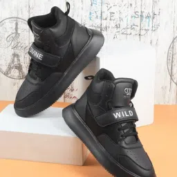 The White Pole Men's Black Ankle High Sneakers image 1