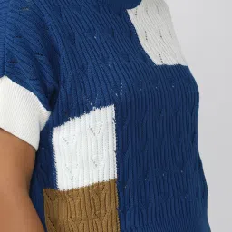 Forever 21 Blue Sweater image 5