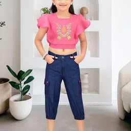Lei-Chie Girls Embroidered Short Sleeves Linen Top & Capris-image-71