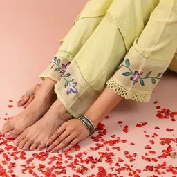 MISRI Women Floral Embroidered Regular Thread Work Kurta with Trousers image 5