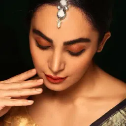 Priyaasi Gold Kundan Studded Maang Tikka-image-55