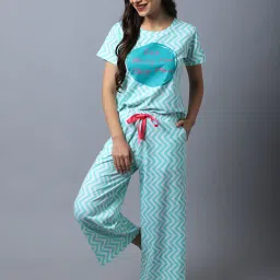 Slumber Jill Green & White Cotton Printed T-Shirt With Pyjamas image 1