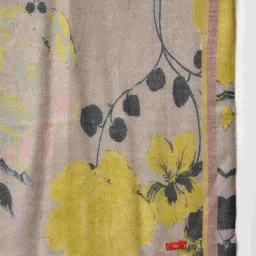 W Grey Floral Print Shawl image 4