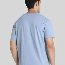 AMERICAN EAGLE OUTFITTERS Men Typography Printed Raw Edge T-shirt image 3