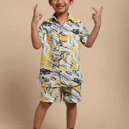 Superminis Boys Printed Relaxed-Fit Shirt with shorts image 1