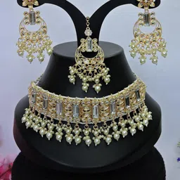 Anouk Gold-Plated Artificial Stone Studded JewellerySet image 2