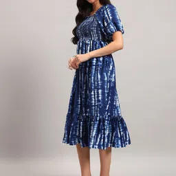 Raiyani Enterprise Tie and Dye Dyed Puff Sleeve Crepe A-Line Midi Dress image 2