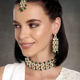Peora Gold Plated & Green Kundan Bridal Jewellery Set image 1