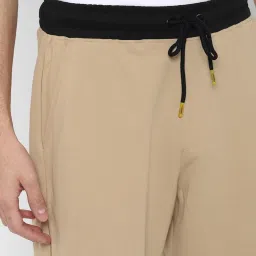 Forever 21 Khaki  Regular Fit Shorts image 4